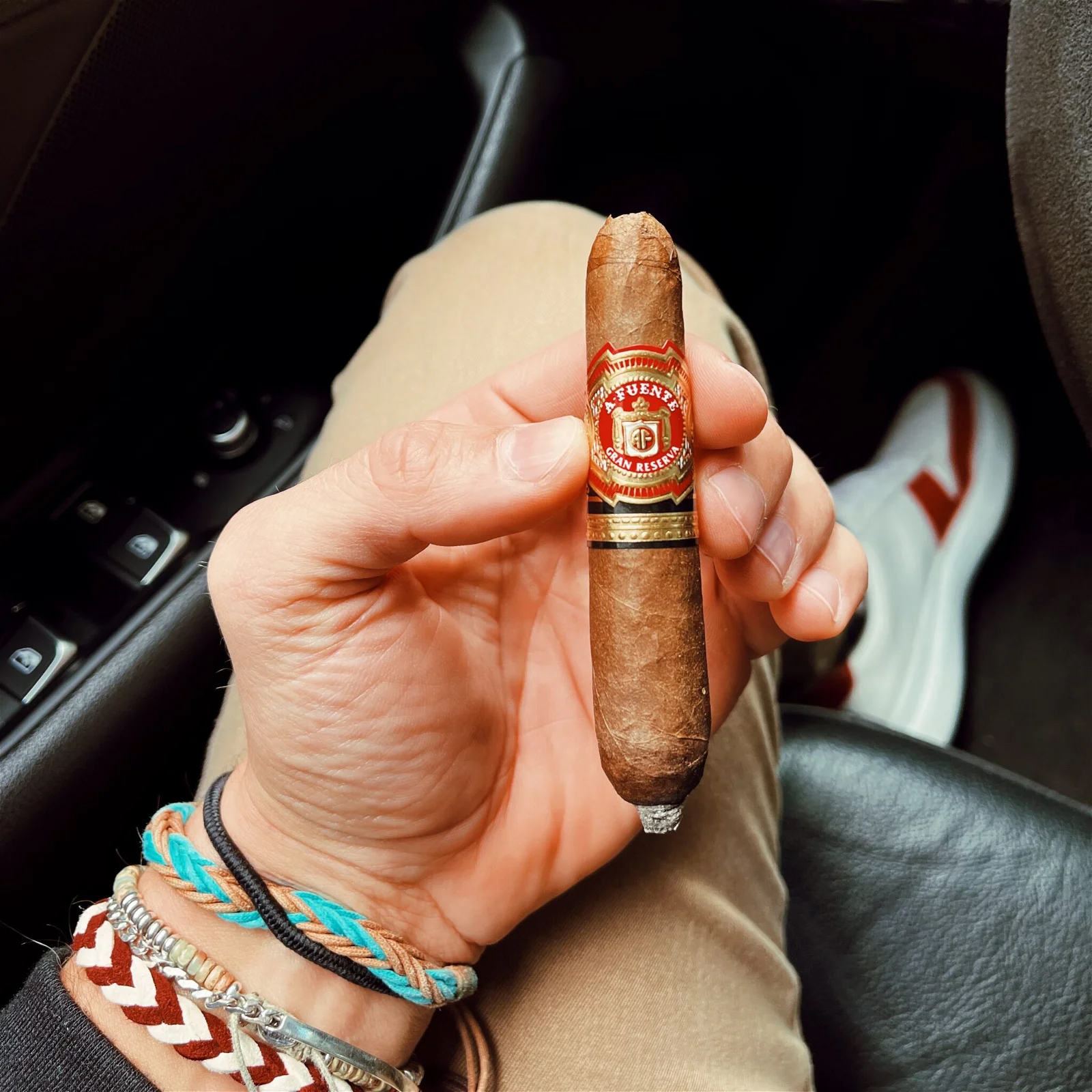 fuente-friday-2048×2048